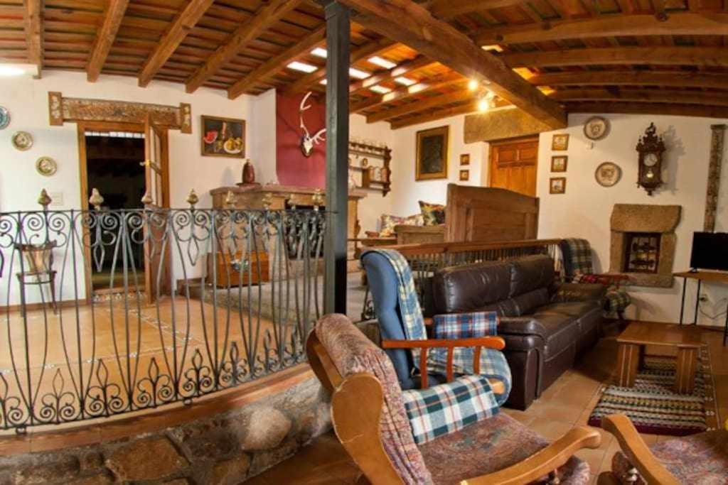 Casa Rural Lucia Es Una Casa Rural Amplia Con Pat Cabezas Bajas Ngoại thất bức ảnh