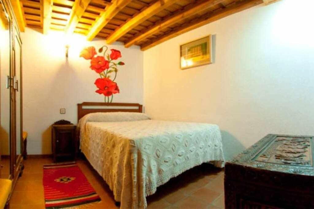 Casa Rural Lucia Es Una Casa Rural Amplia Con Pat Cabezas Bajas Ngoại thất bức ảnh